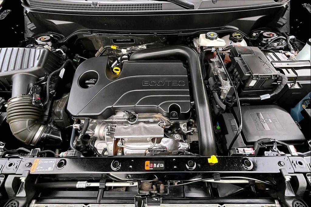 used 2024 Chevrolet Equinox car, priced at $19,788