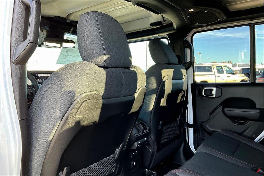 new 2026 Jeep Gladiator car, priced at $56,100