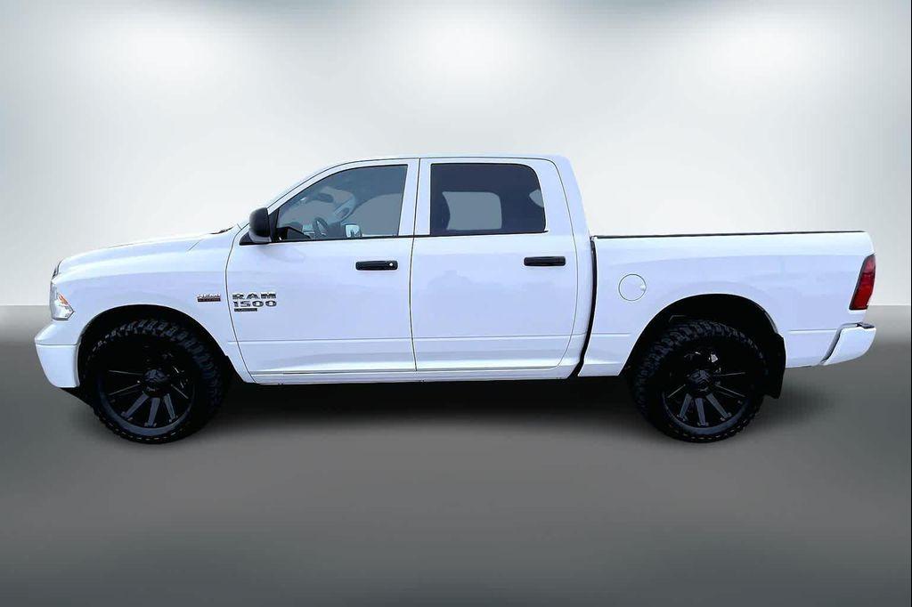 used 2022 Ram 1500 Classic car, priced at $27,578