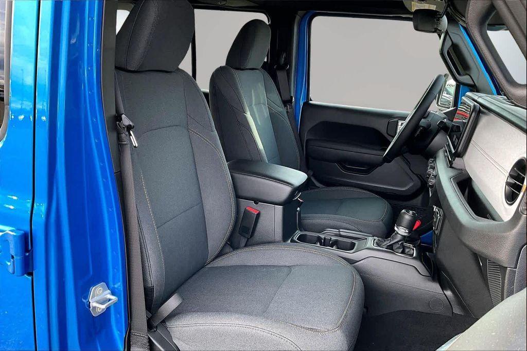 new 2026 Jeep Wrangler car, priced at $46,610