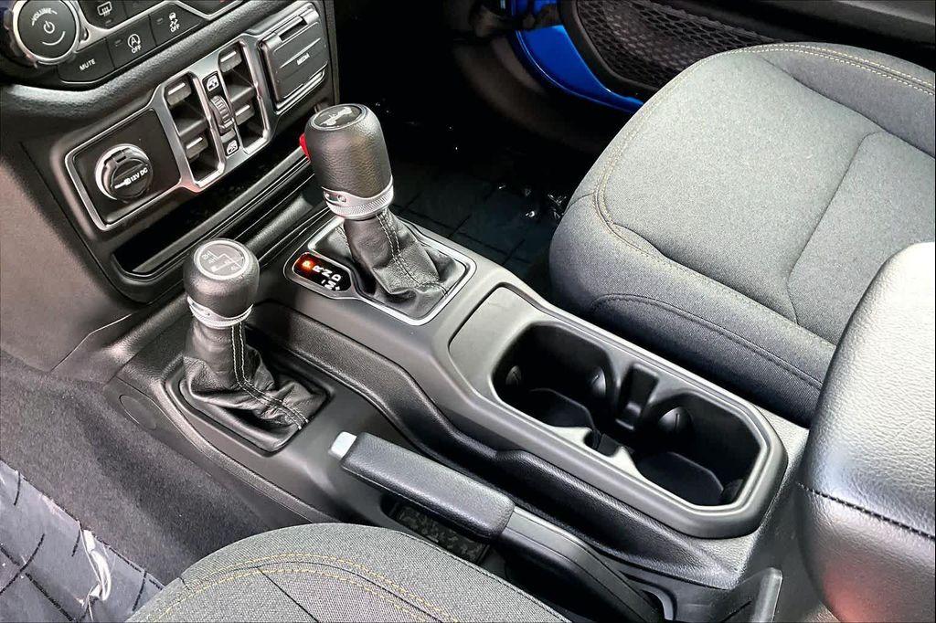 new 2026 Jeep Wrangler car, priced at $46,610