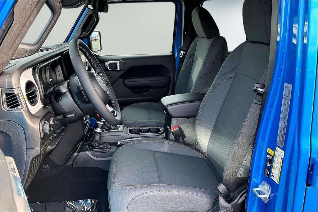 new 2026 Jeep Wrangler car, priced at $46,610