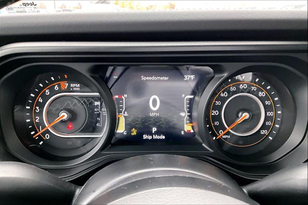 new 2026 Jeep Gladiator car, priced at $61,610