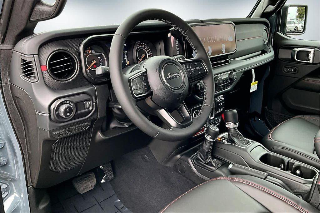 new 2026 Jeep Gladiator car, priced at $61,610