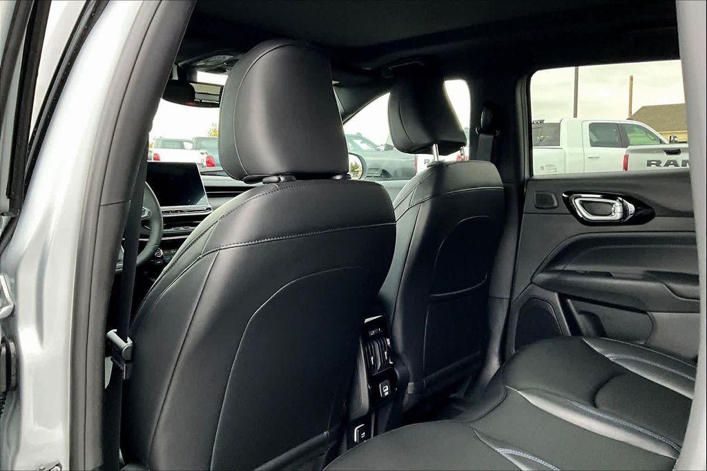 new 2026 Jeep Compass car, priced at $34,715