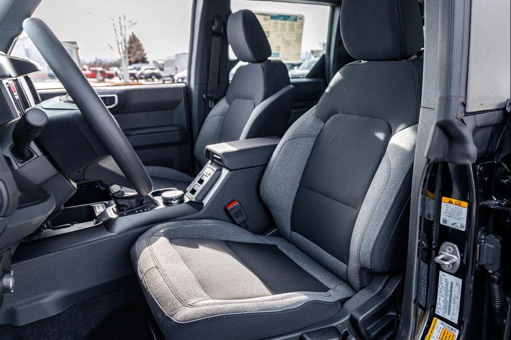 new 2025 Ford Bronco car, priced at $43,970