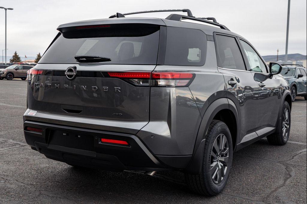 new 2026 Nissan Pathfinder car, priced at $40,184