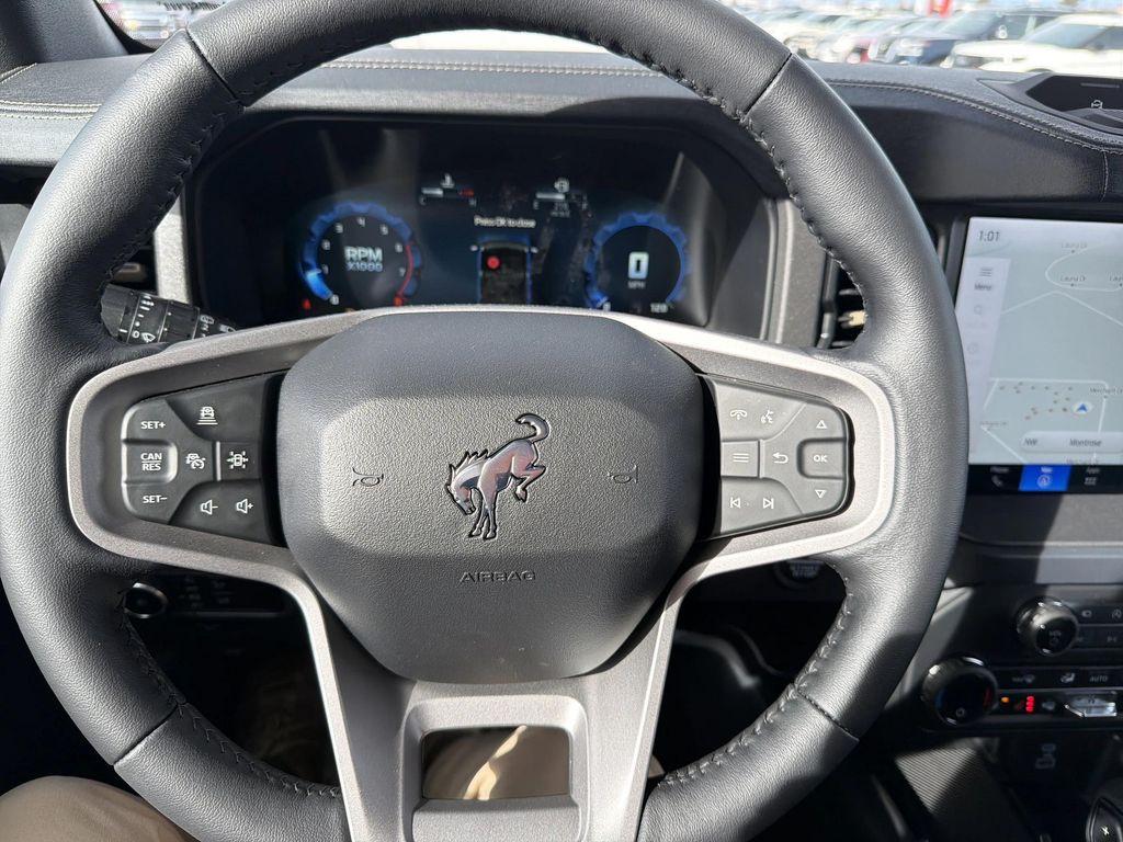 new 2025 Ford Bronco car, priced at $60,682