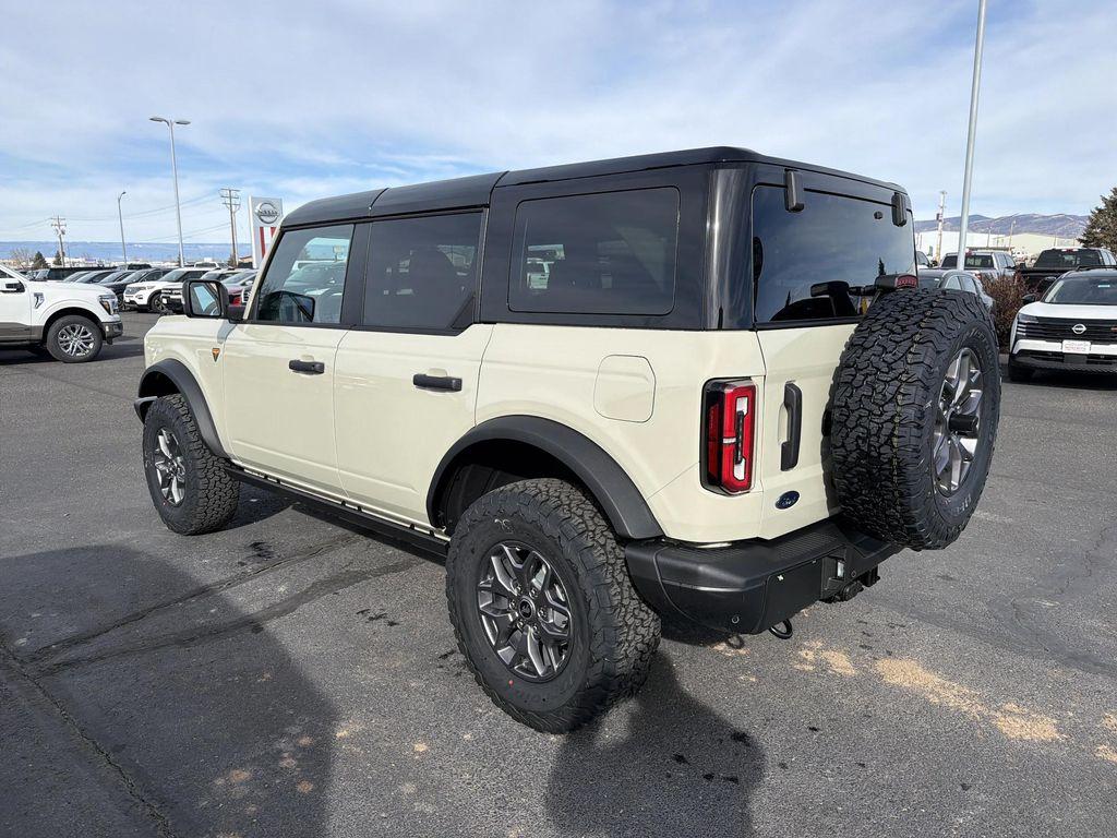 new 2025 Ford Bronco car, priced at $60,682