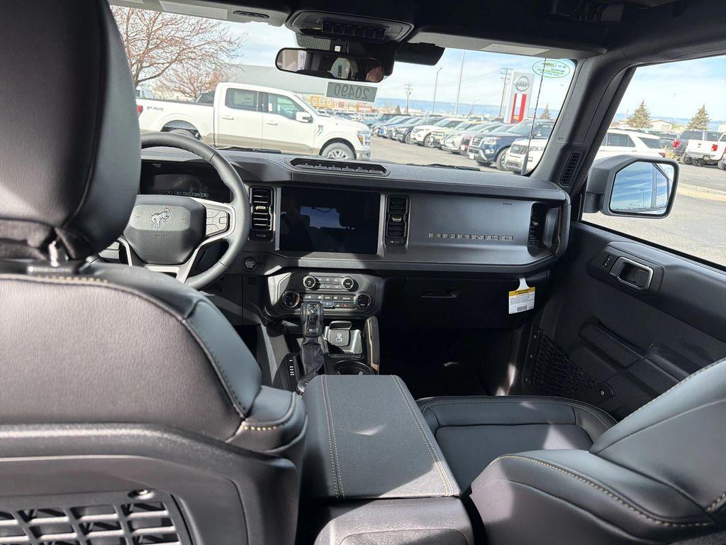 new 2025 Ford Bronco car, priced at $60,682