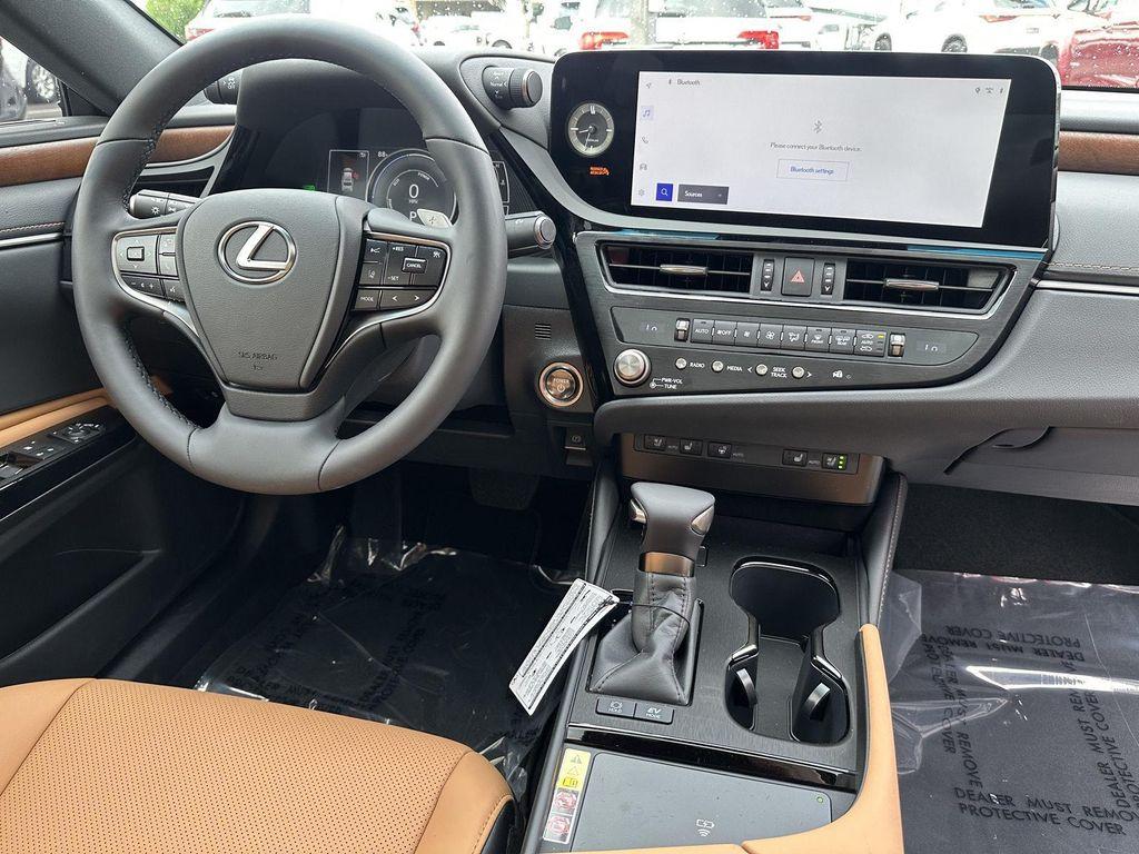new 2025 Lexus ES 300h car, priced at $51,499