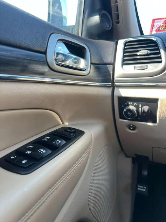 used 2019 Jeep Grand Cherokee car, priced at $16,999