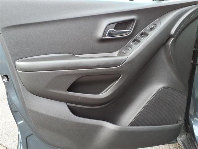 used 2021 Chevrolet Trax car, priced at $13,985