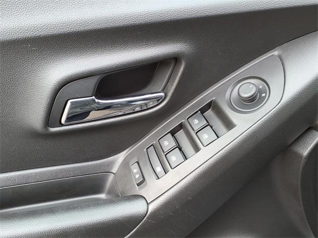 used 2021 Chevrolet Trax car, priced at $13,985