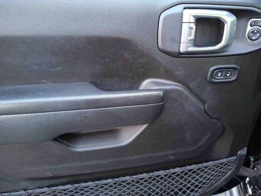 used 2021 Jeep Wrangler Unlimited car, priced at $26,499