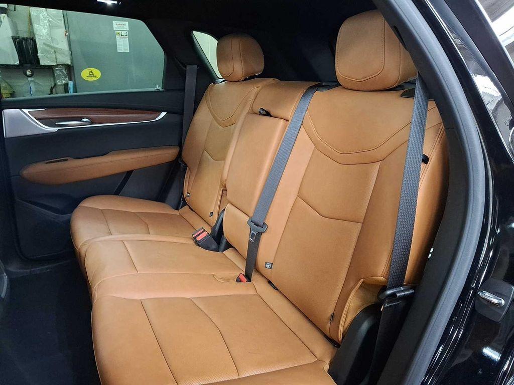 used 2024 Cadillac XT5 car, priced at $35,999