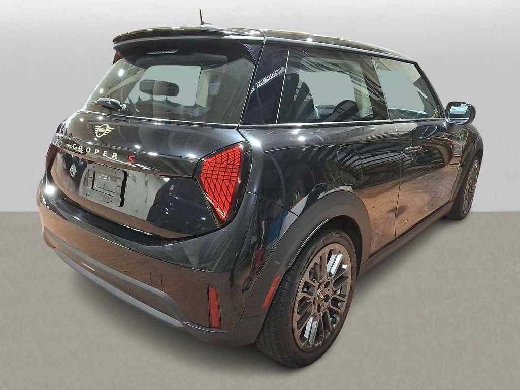 used 2025 MINI Hardtop car, priced at $30,299