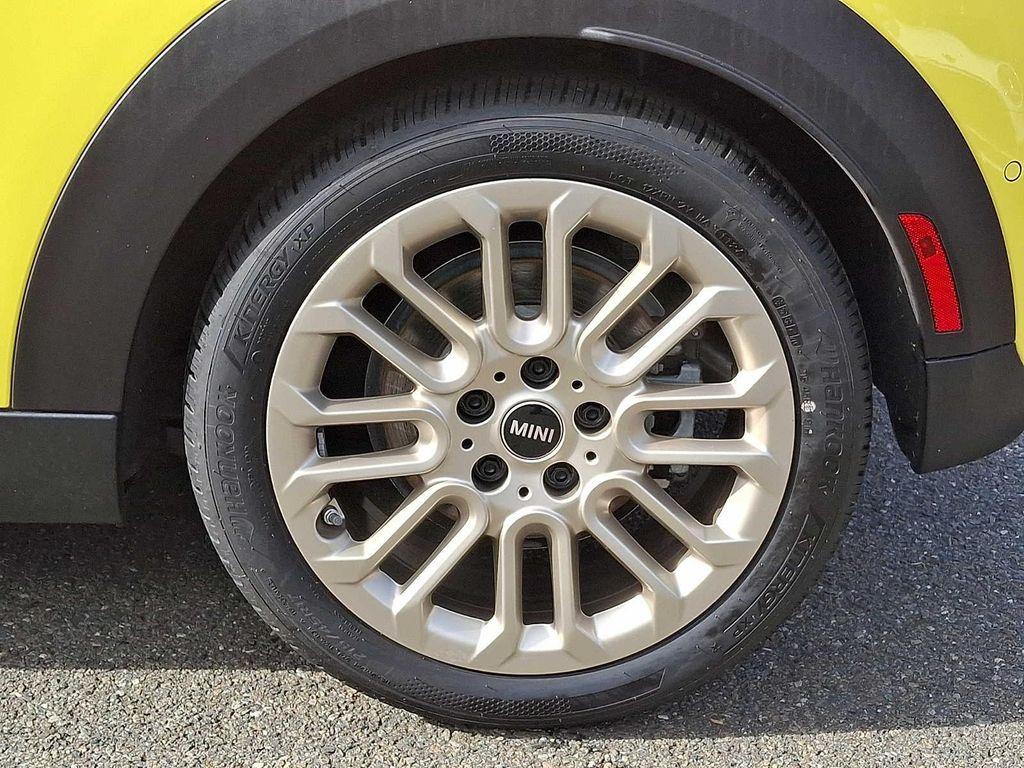 used 2025 MINI Hardtop car, priced at $29,499