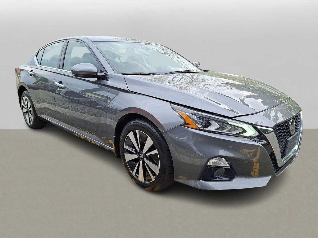 used 2020 Nissan Altima car, priced at $17,999