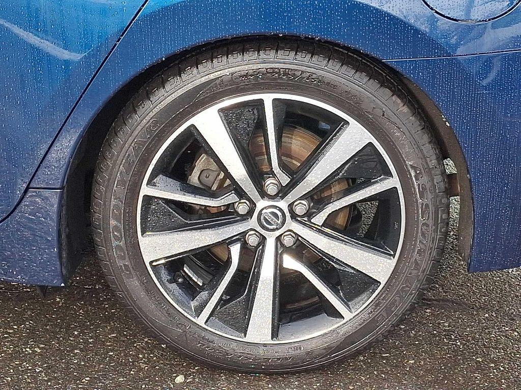 used 2021 Nissan Maxima car, priced at $16,499