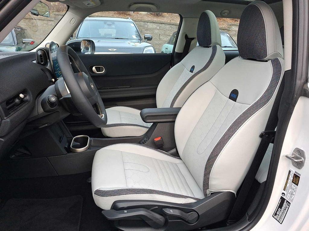 used 2025 MINI Hardtop car, priced at $30,699