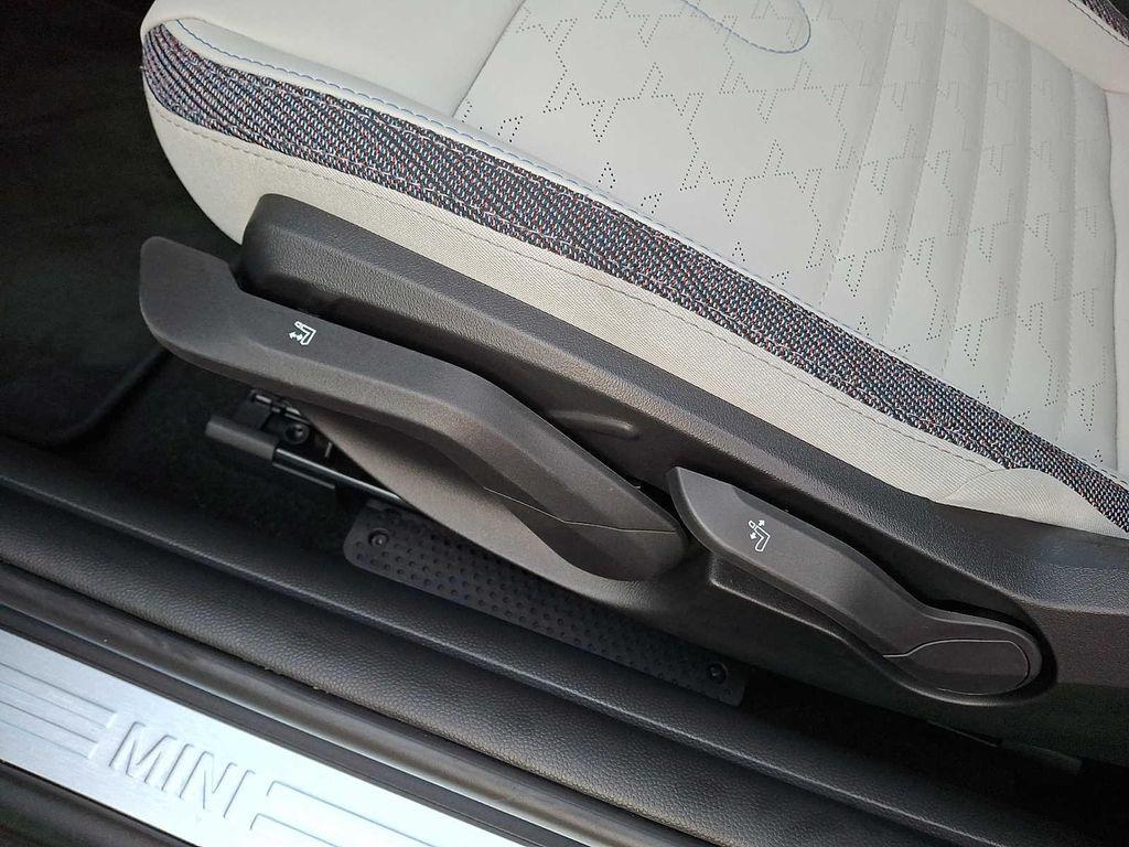 used 2025 MINI Hardtop car, priced at $30,699