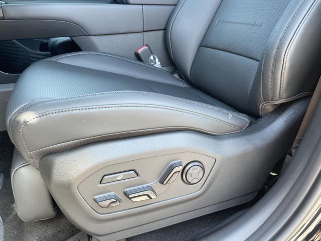 new 2026 Hyundai SANTA FE HEV car, priced at $47,633