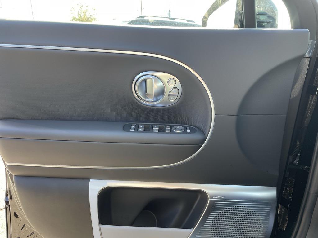 new 2026 Hyundai IONIQ 9 car, priced at $72,102