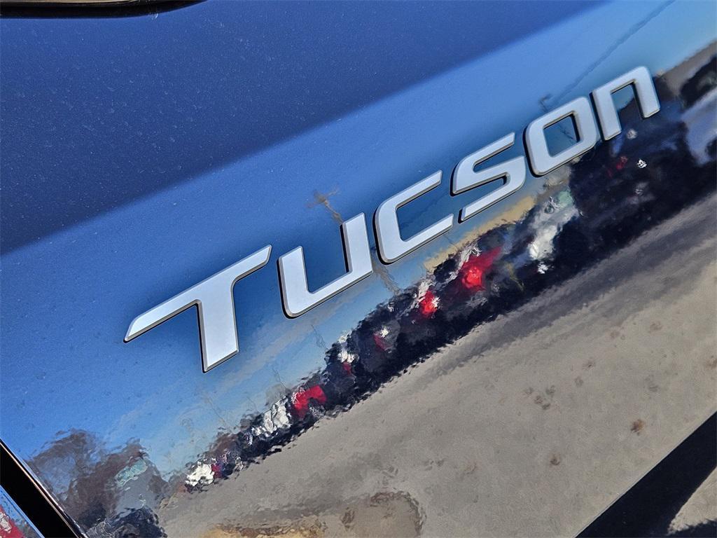new 2026 Hyundai TUCSON Hybrid car, priced at $41,006