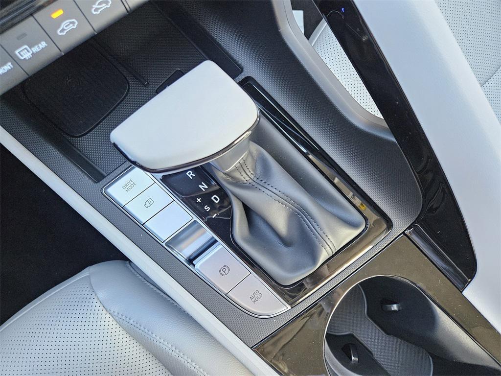 new 2025 Hyundai Elantra car, priced at $25,262