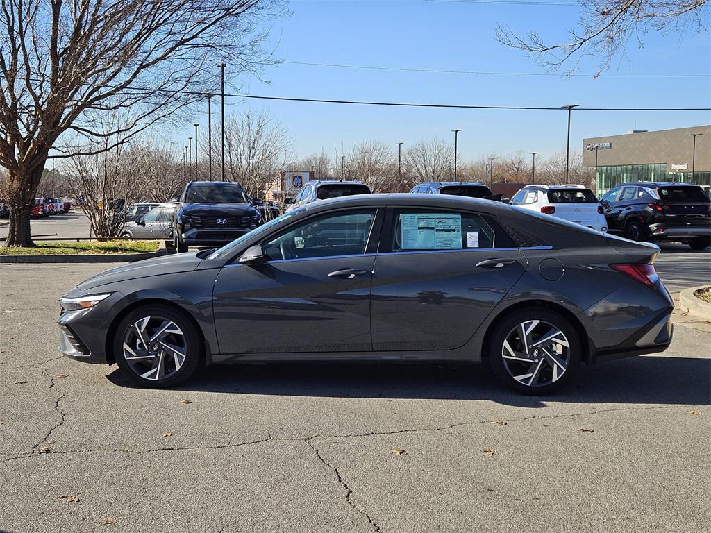 new 2025 Hyundai Elantra car, priced at $25,566