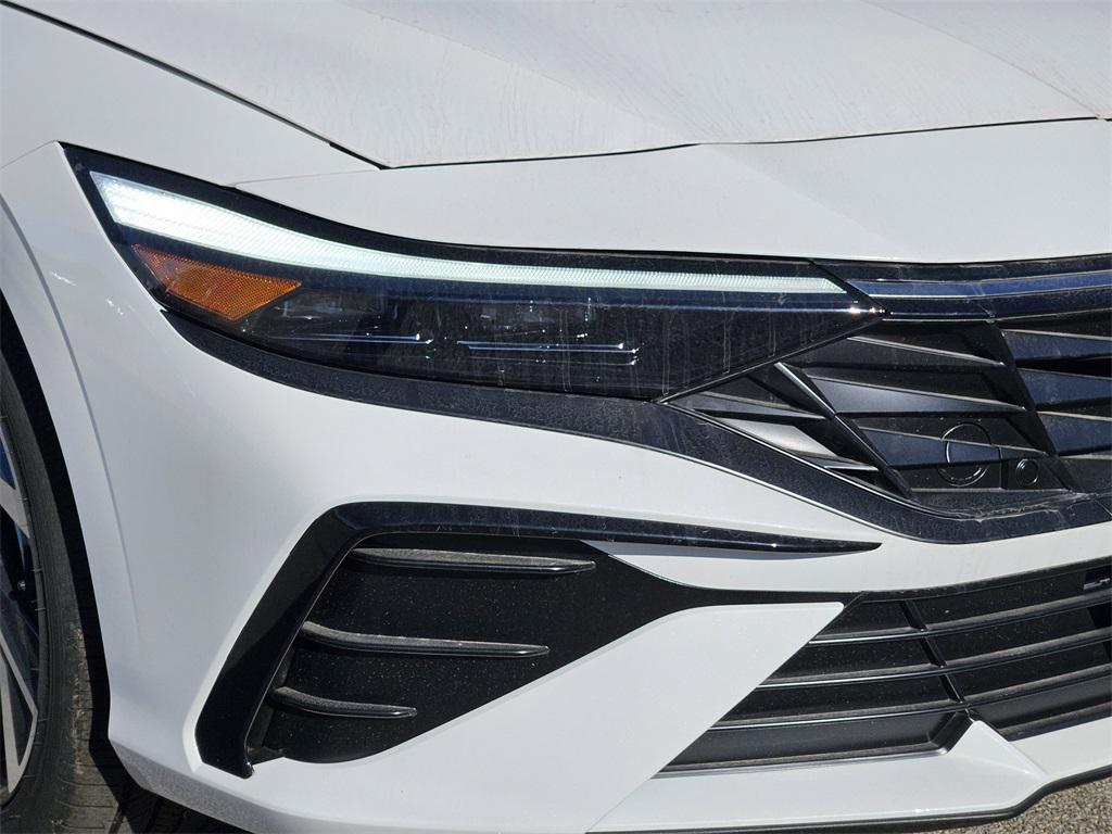 new 2025 Hyundai Elantra car, priced at $25,229
