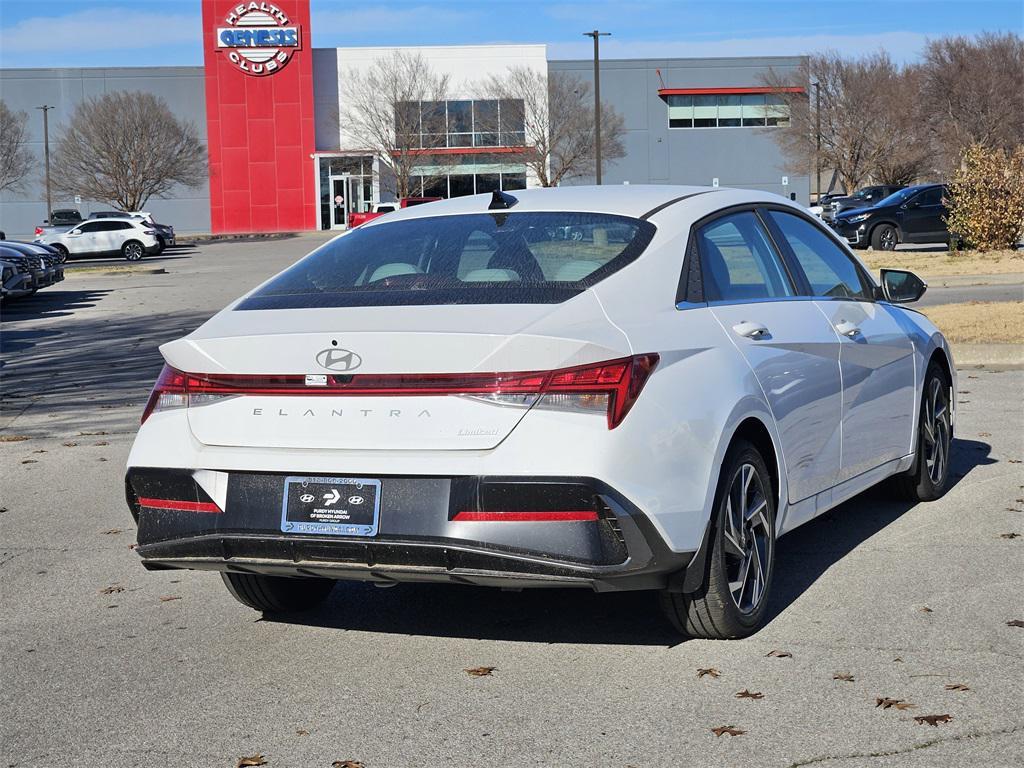 new 2025 Hyundai Elantra car, priced at $25,229