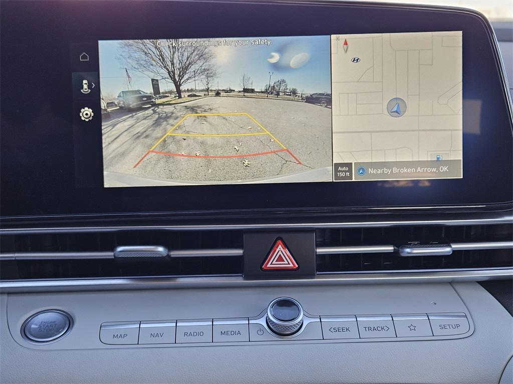 new 2025 Hyundai Elantra car, priced at $25,229