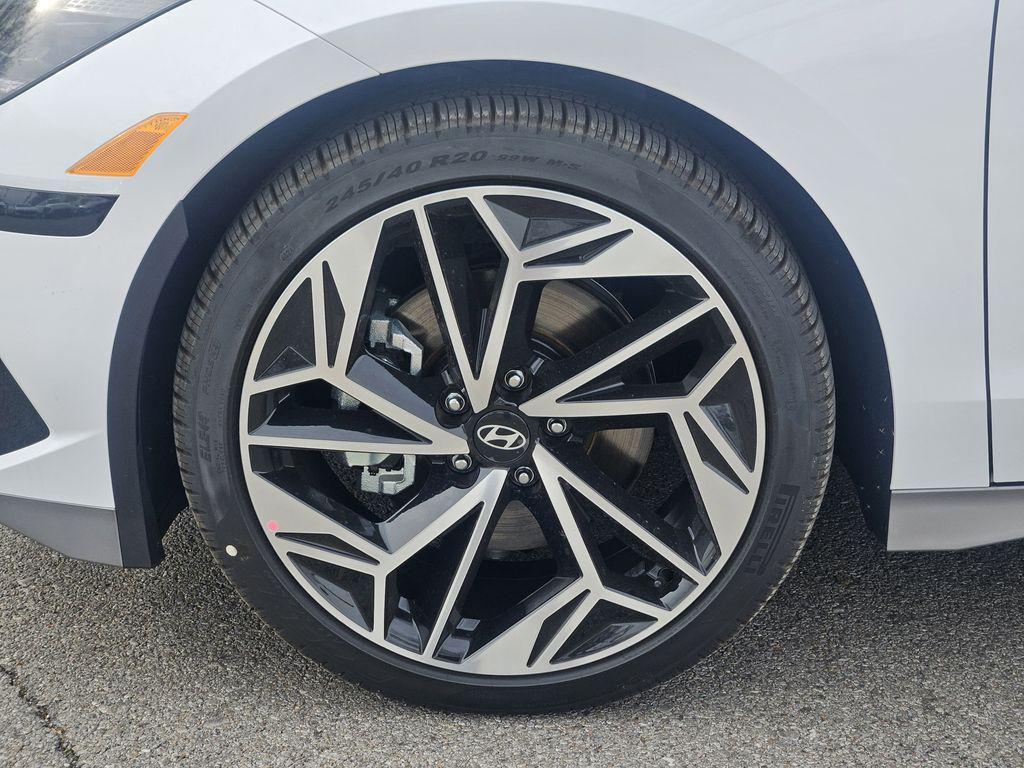 new 2025 Hyundai IONIQ 6 car, priced at $38,898