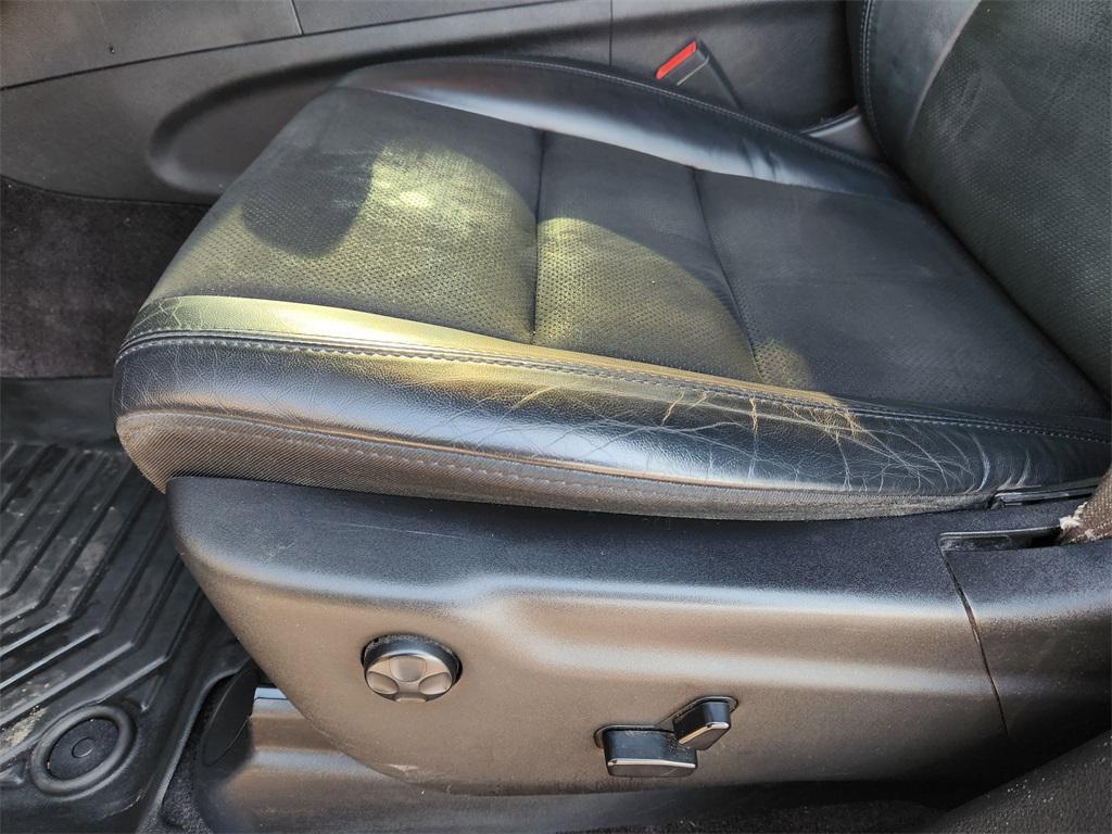 used 2019 Jeep Grand Cherokee car, priced at $17,411