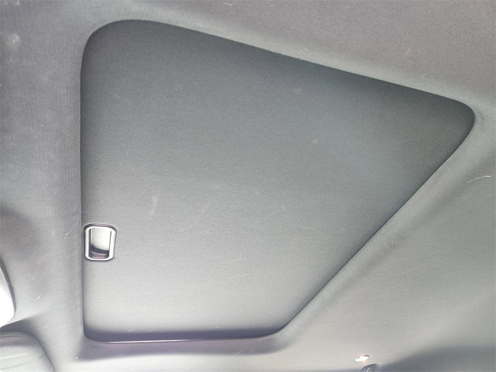 used 2019 Jeep Grand Cherokee car, priced at $17,411