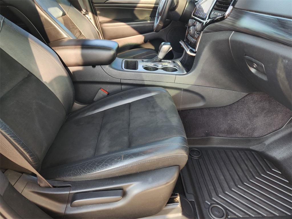 used 2019 Jeep Grand Cherokee car, priced at $17,411