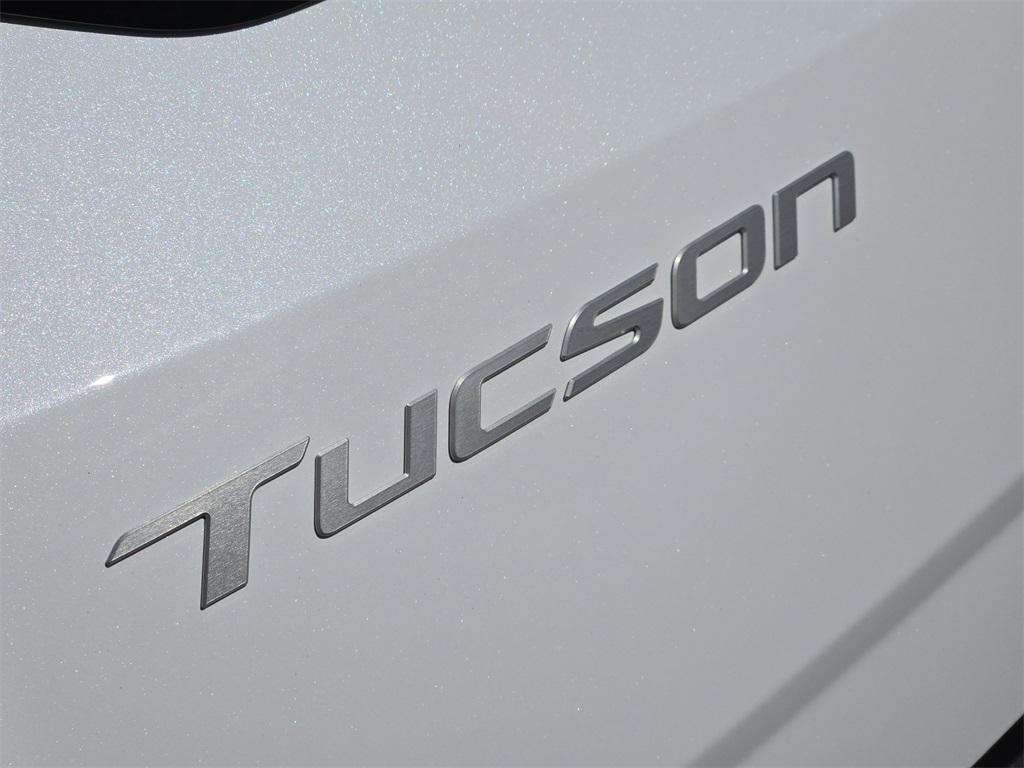 new 2026 Hyundai TUCSON Hybrid car, priced at $41,949