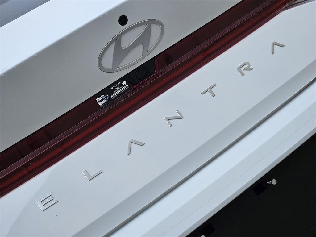 new 2025 Hyundai ELANTRA HEV car, priced at $24,404