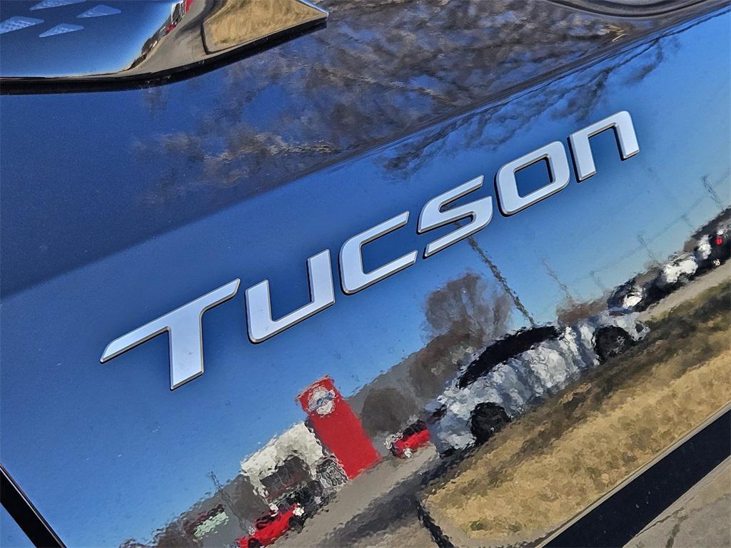 new 2026 Hyundai TUCSON Hybrid car, priced at $41,805