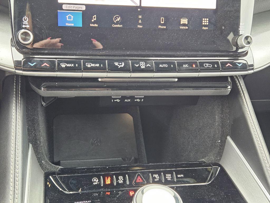 used 2025 Jeep Wagoneer car, priced at $49,497