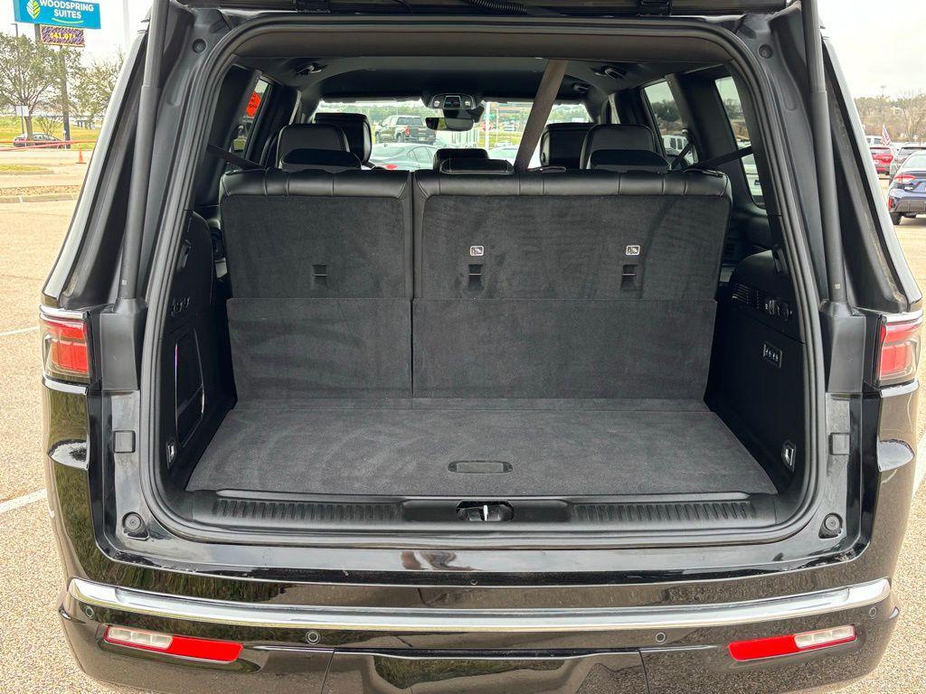 used 2025 Jeep Wagoneer car, priced at $52,991