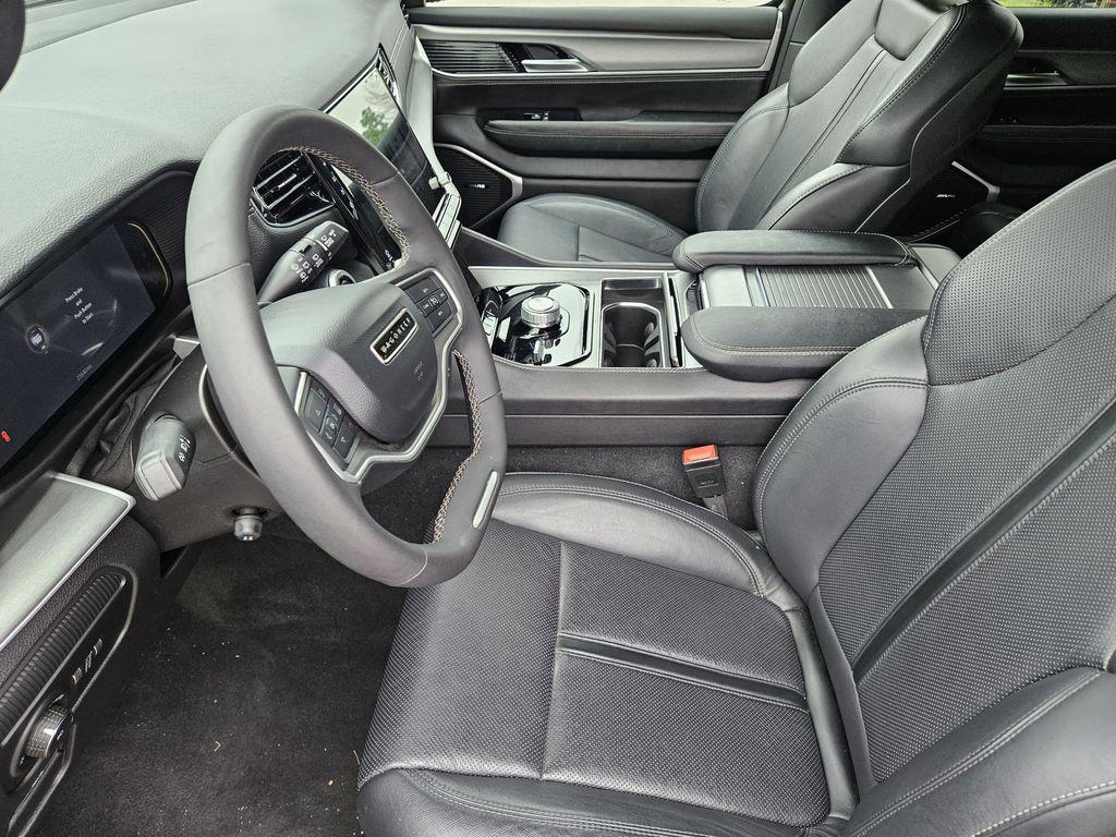 used 2025 Jeep Wagoneer car, priced at $49,497