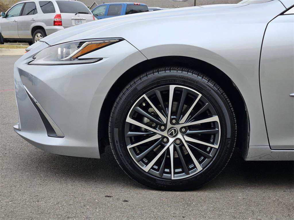 used 2023 Lexus ES 350 car, priced at $28,725