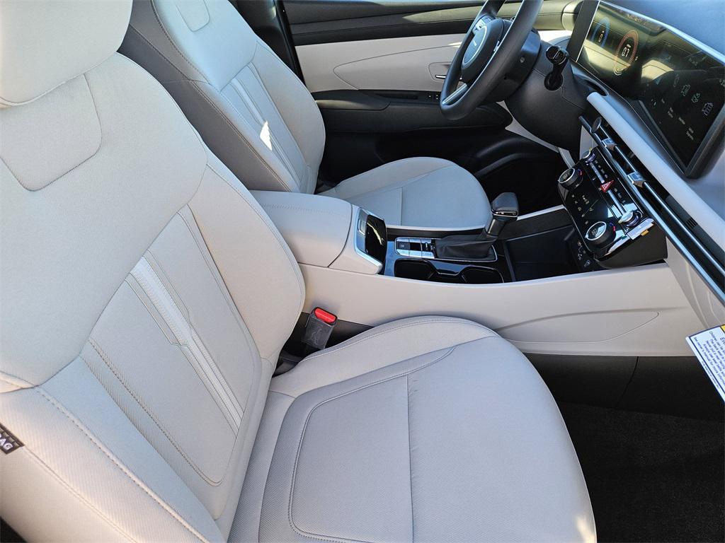 new 2026 Hyundai Tucson car, priced at $29,283
