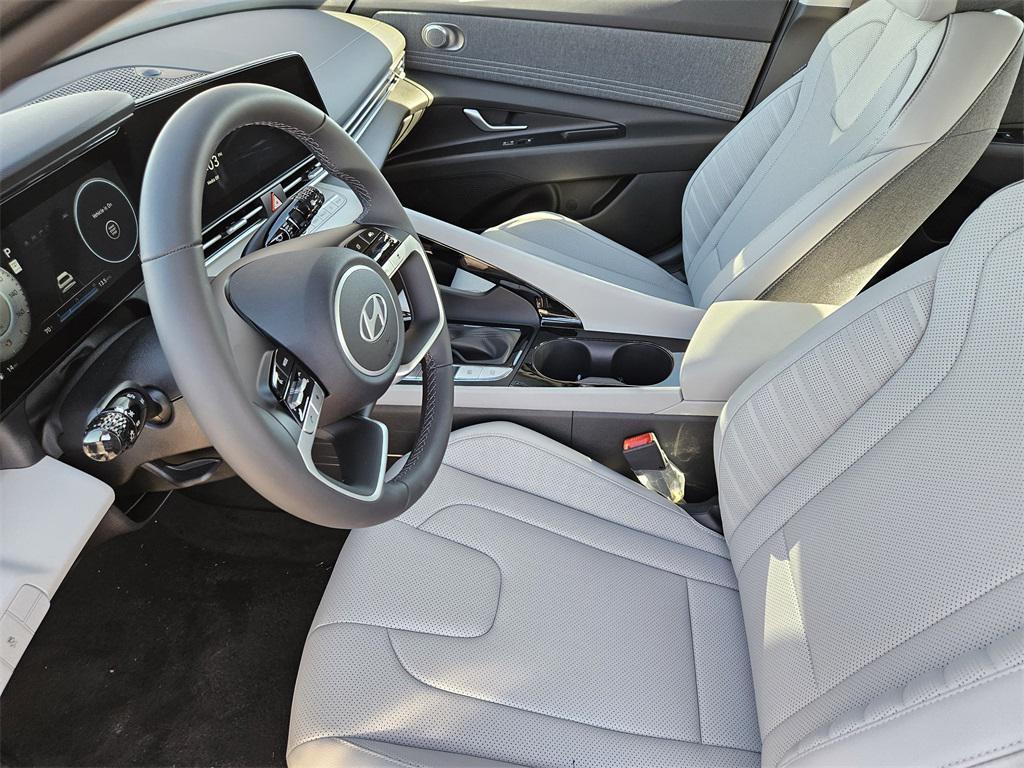 new 2025 Hyundai Elantra car, priced at $25,554