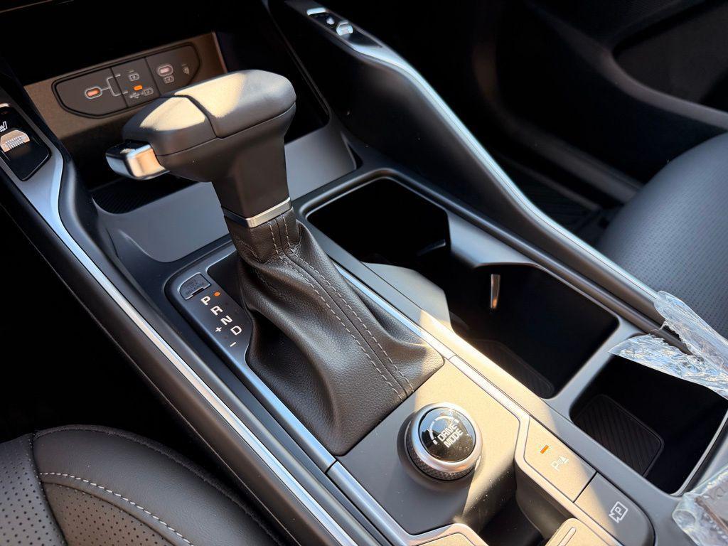 new 2026 Kia Sorento car, priced at $33,182