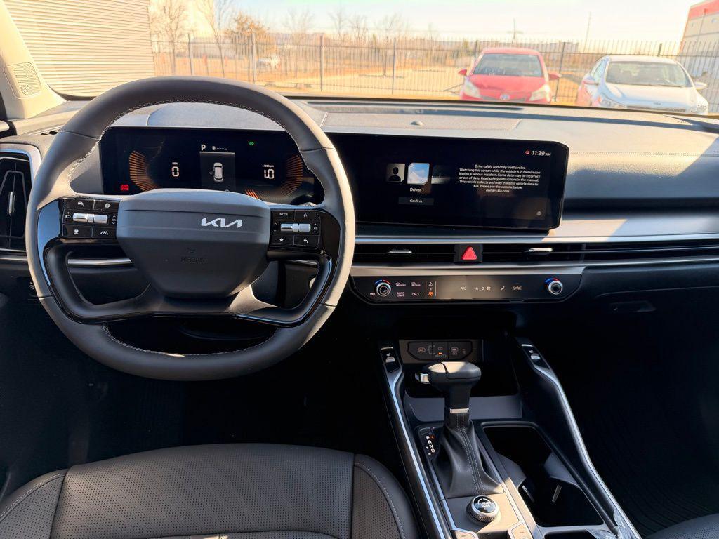 new 2026 Kia Sorento car, priced at $33,182