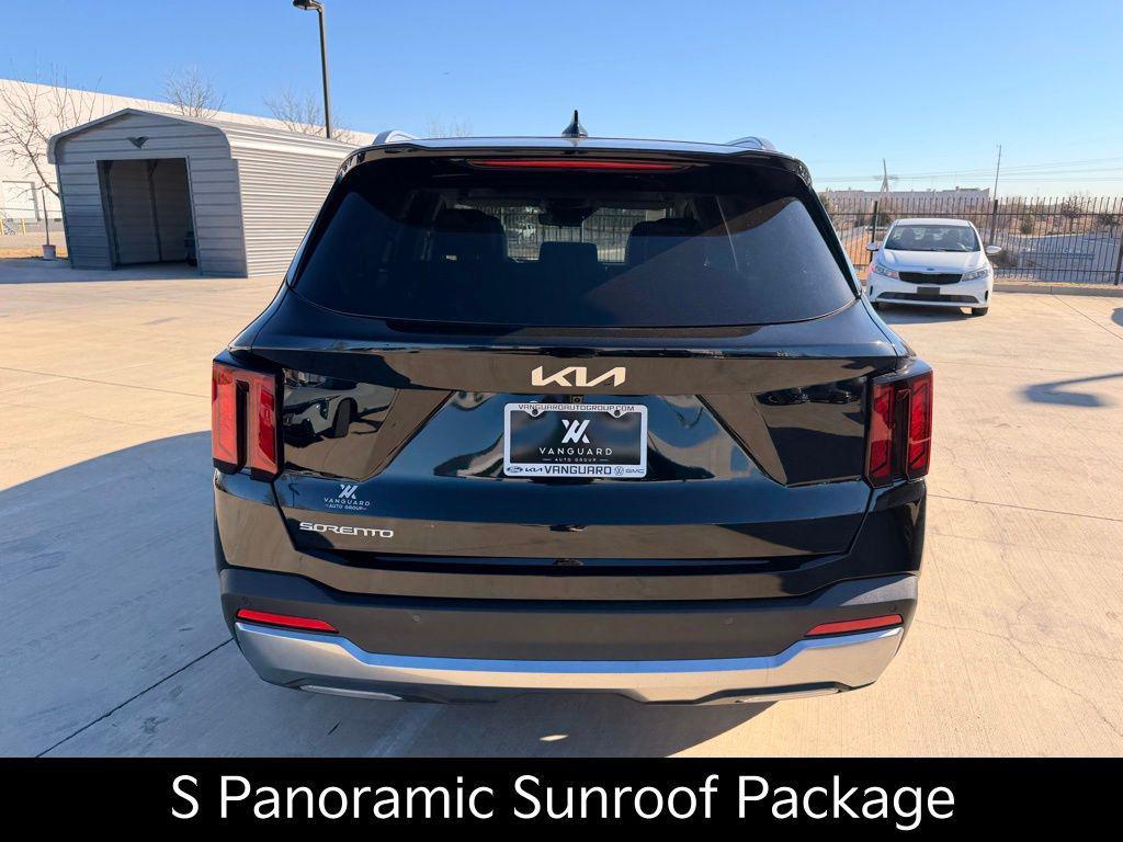new 2026 Kia Sorento car, priced at $34,316